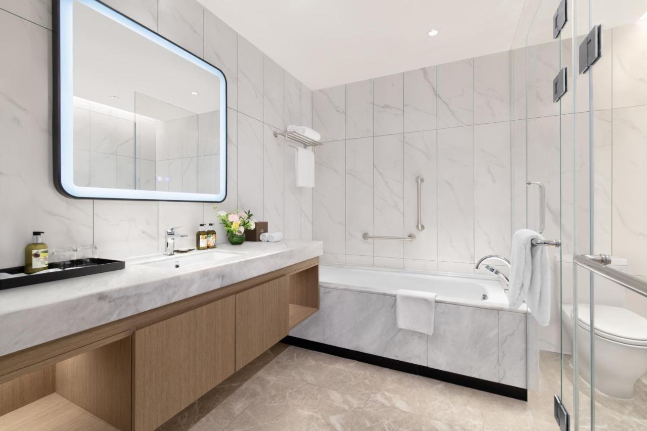 Somerset Gaoxin Apartment *